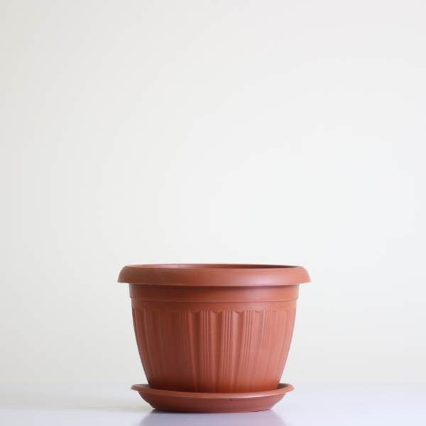 Ribbed Round Pot `Khorshed`