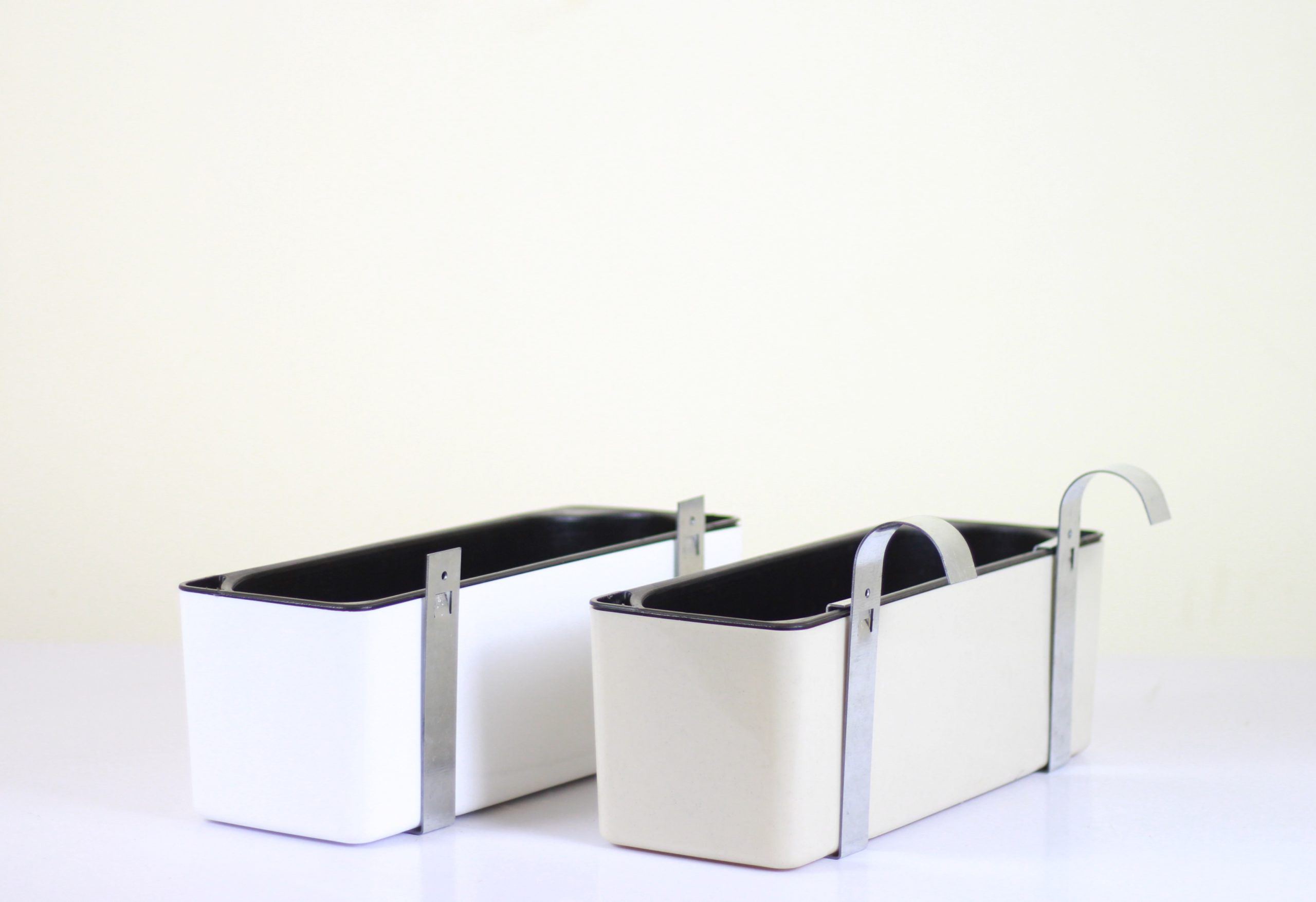 Small Trough Hanger